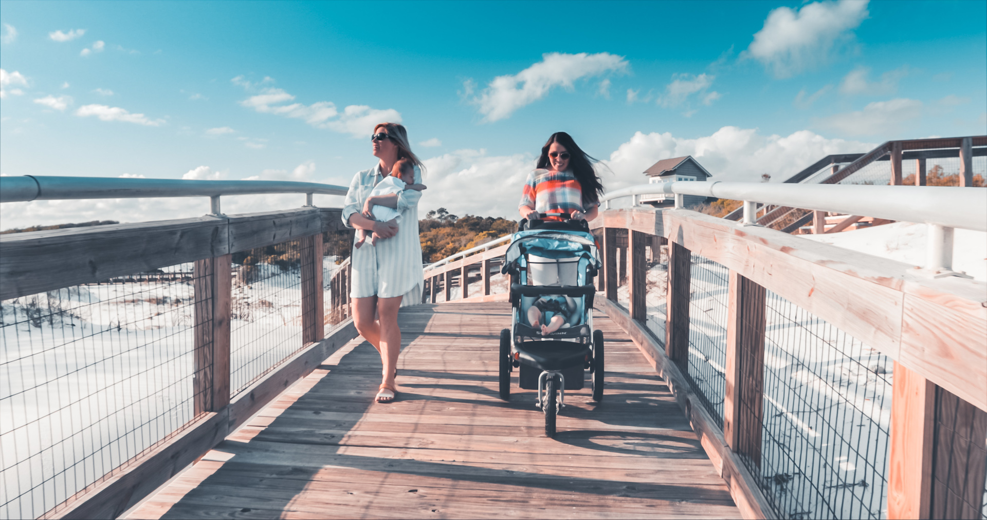 Full Size Crib Rental 30A Equipment and Concierge Vacayzen